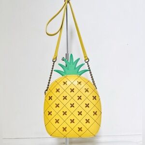 🎉HP🎉Kate Spade RARE limited edition pineapple novelty crossbody purse
